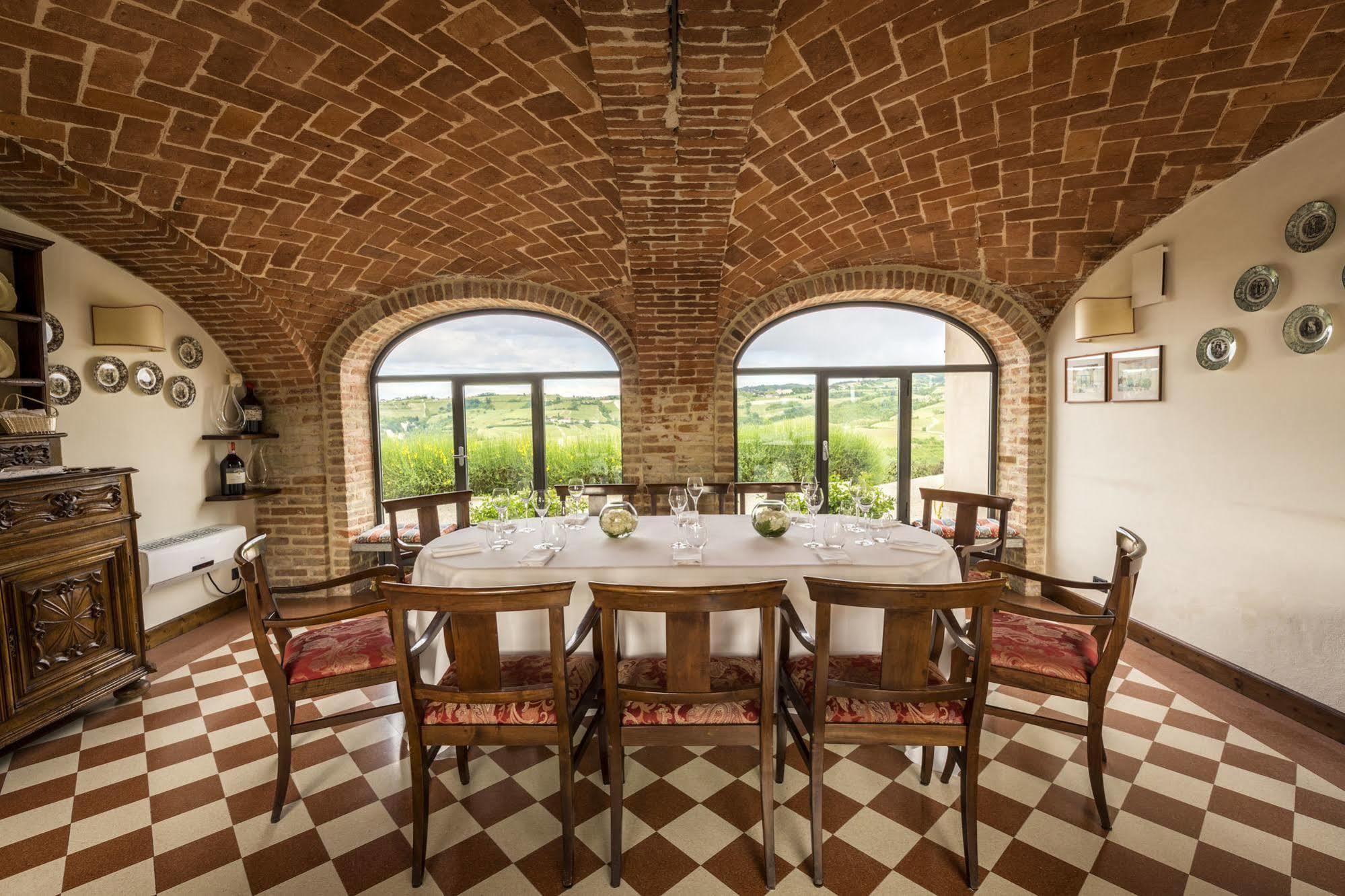 Locanda Del Pilone Alba  Exterior photo