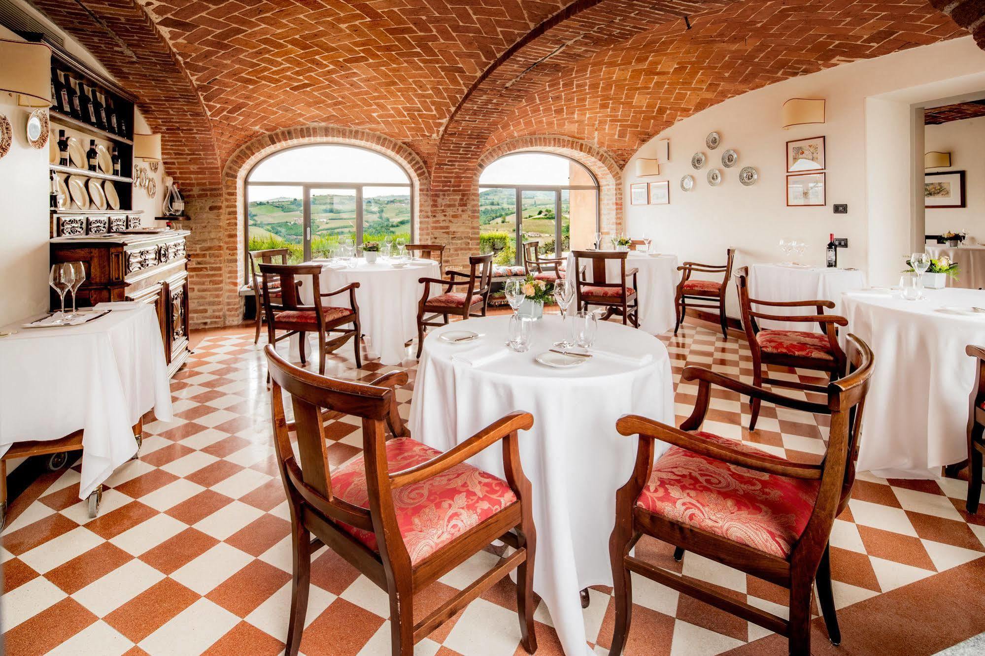 Locanda Del Pilone Alba  Exterior photo