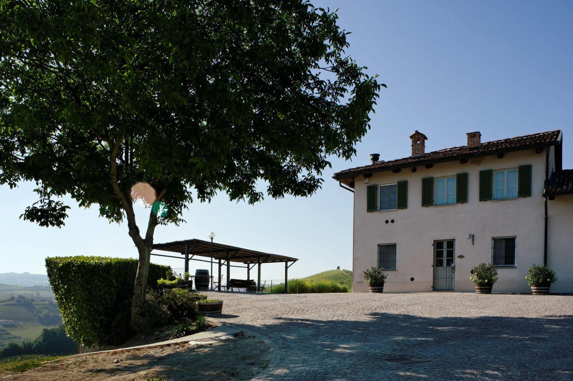 Locanda Del Pilone Alba  Exterior photo